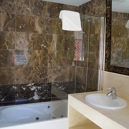 לינה וארוחת בוקר Casa Duquelrey