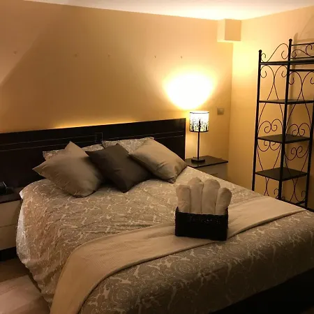 לינה וארוחת בוקר Casa Duquelrey